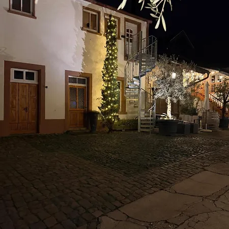 Weinzeit23 - Premium Auszeit Im Weingut Weegmueller Neustadt an der Weinstraße